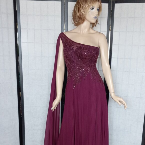 Burgundy A-line Mermaid Gown with Cape Sleeve & Sequin Bodice Formal Gown sz 2 - Picture 1 of 11